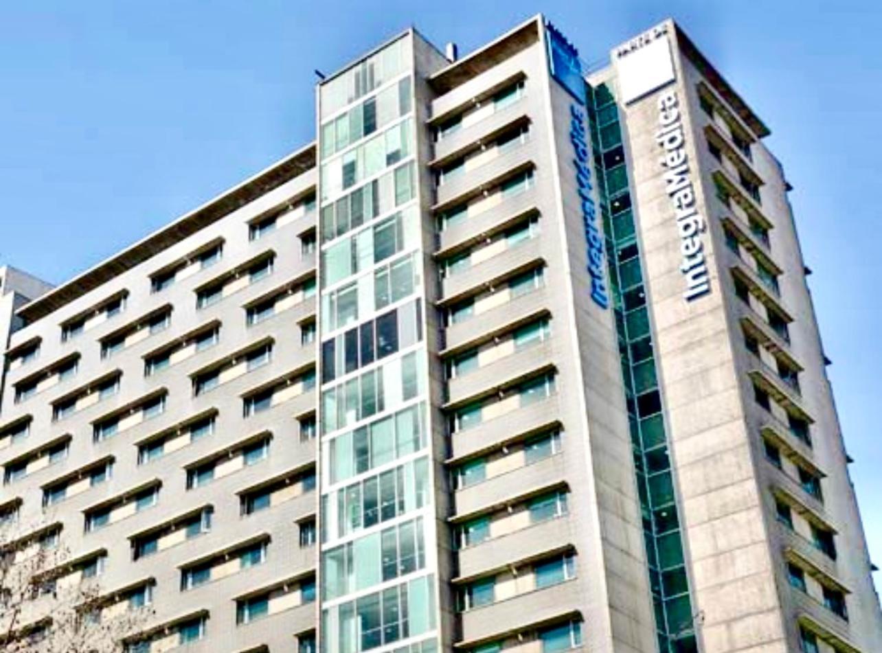 1asalida Estacion Metro Santa Lucia Apartment